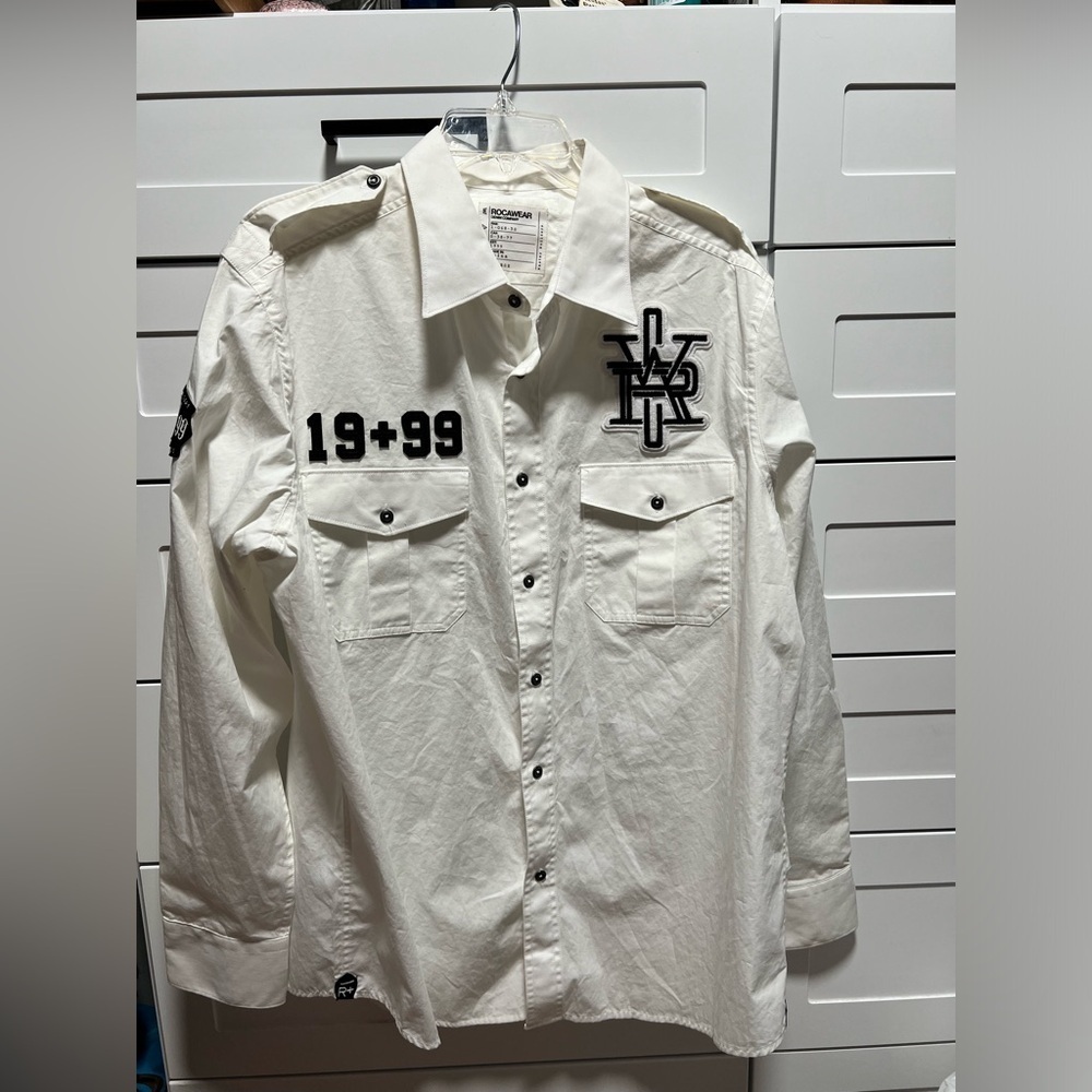Rocawear long sleeveeve button downwn shirt NWT - Picture 2 of 14